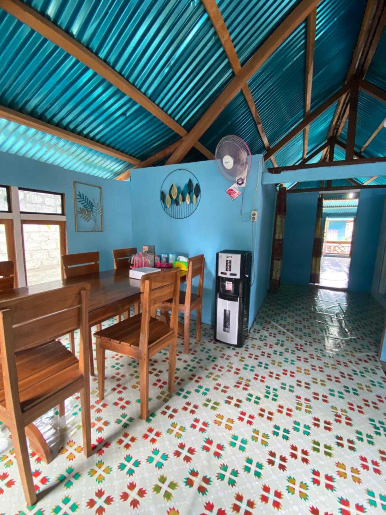 Dua Putri Komodo Homestay מראה חיצוני תמונה