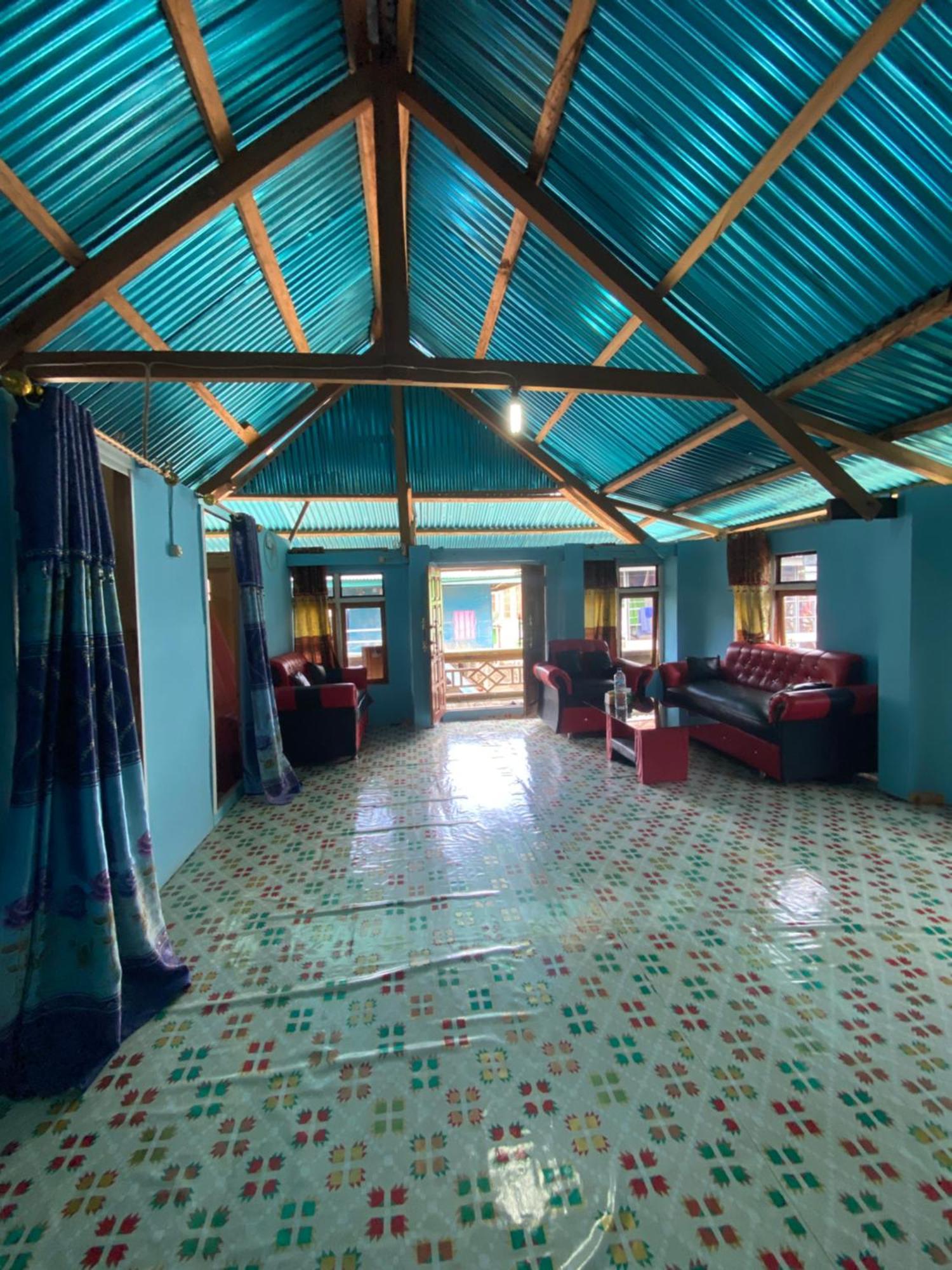 Dua Putri Komodo Homestay מראה חיצוני תמונה